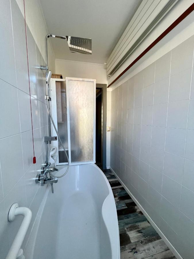 Ferienwohnung Il Ritrovo, Luminoso Trilocale In Citta Bergamo Exterior foto